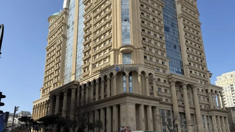 2 otaqlı Mənzil 125 m² Elmlər Akademiyası m. Satılır