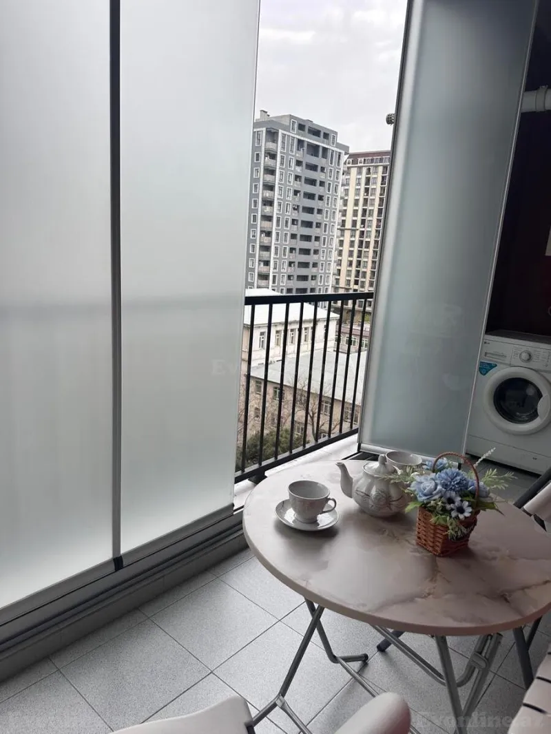 Kirayə verilir 2 otaqlı Mənzil Yeni tikili 65 m² Nərimanov r. - şəkil 14