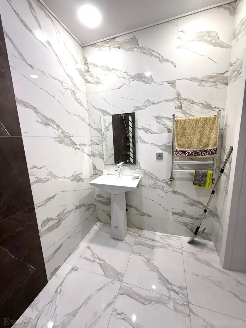 Kirayə verilir 2 otaqlı Mənzil Yeni tikili 85 m² Nəsimi r. - şəkil 13