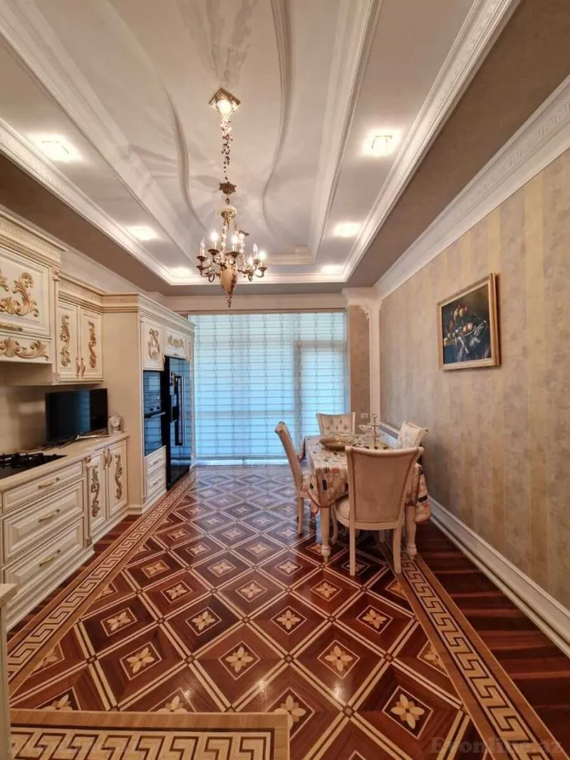 Satılır 4 otaqlı Mənzil Yeni tikili 250 m² İçərişəhər m. - şəkil 5