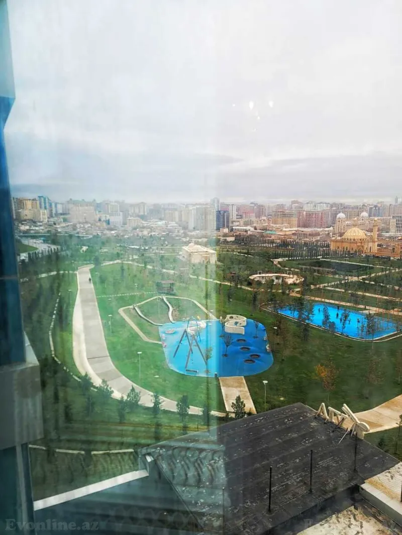 Satılır 4 otaqlı Mənzil Yeni tikili 250 m² İçərişəhər m. - şəkil 17