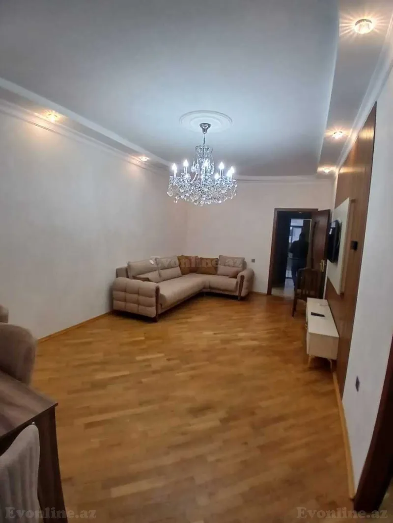 2 otaqlı Mənzil 78 m² Xətai m. Kirayə verilir