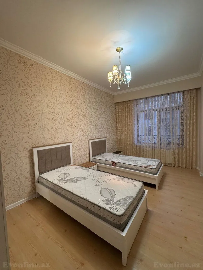 Kirayə verilir 3 otaqlı Mənzil Yeni tikili 130 m² Xətai r. - şəkil 6