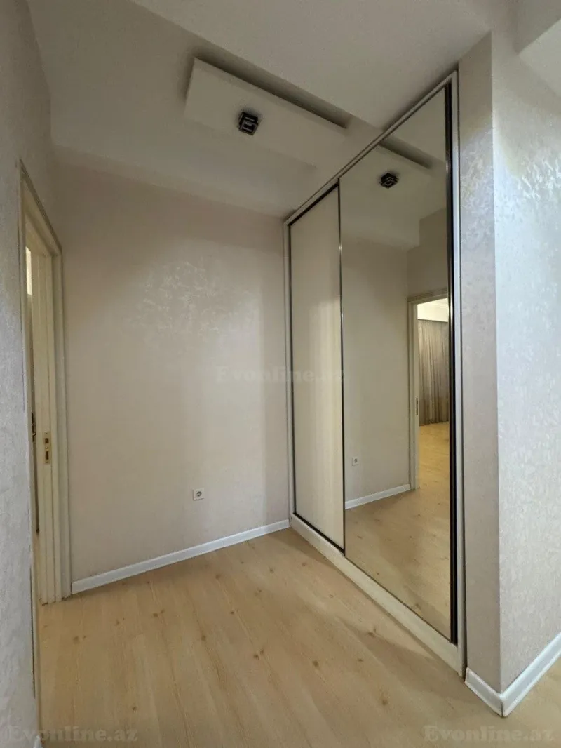 Kirayə verilir 3 otaqlı Mənzil Yeni tikili 130 m² Xətai r. - şəkil 11