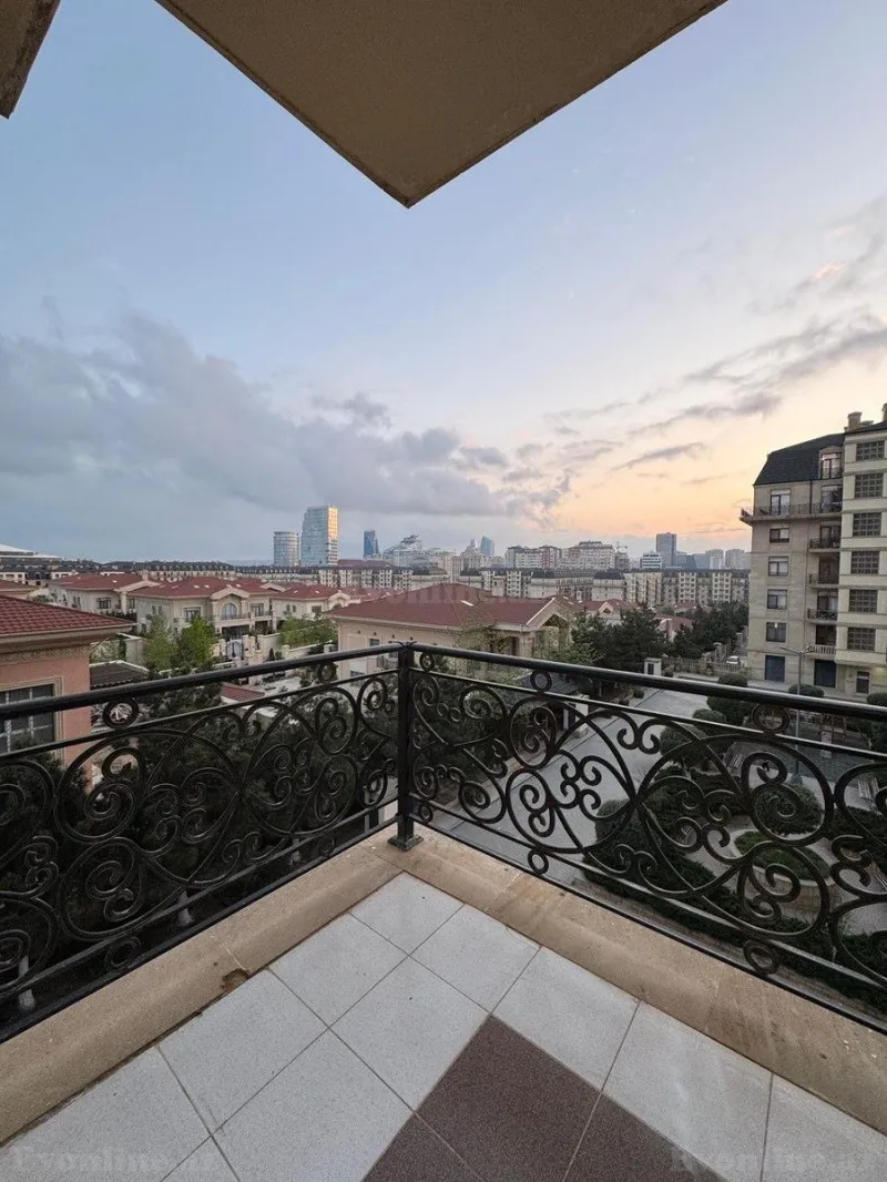 Kirayə verilir 3 otaqlı Mənzil Yeni tikili 130 m² Xətai r. - şəkil 12
