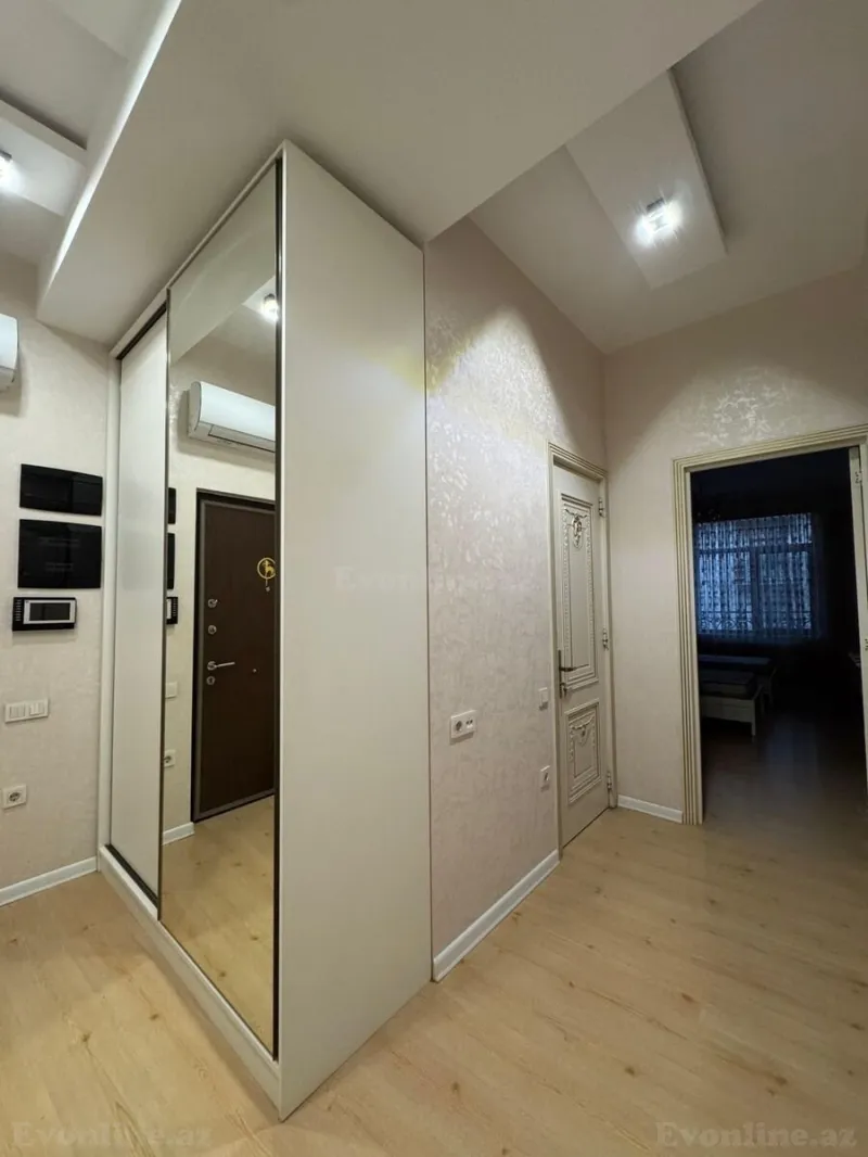 Kirayə verilir 3 otaqlı Mənzil Yeni tikili 128 m² Xətai r. - şəkil 9