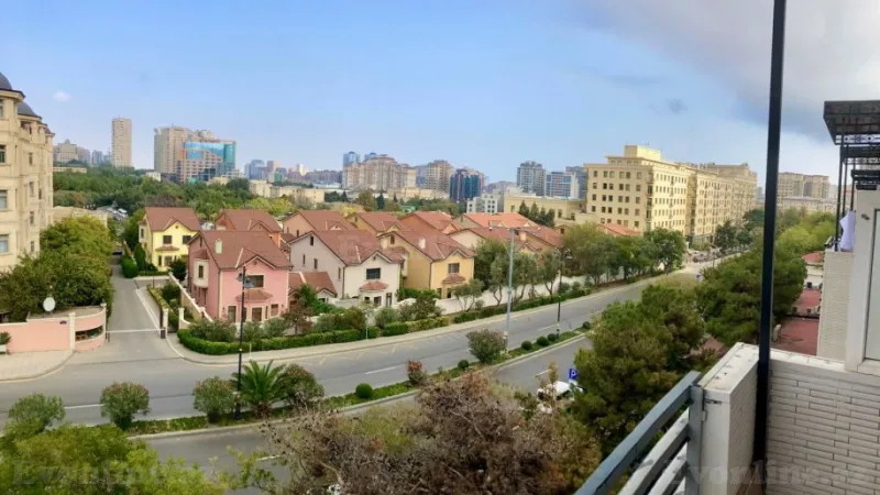 Kirayə verilir 2 otaqlı Mənzil Köhnə tikili 60 m² Yasamal r. - şəkil 2