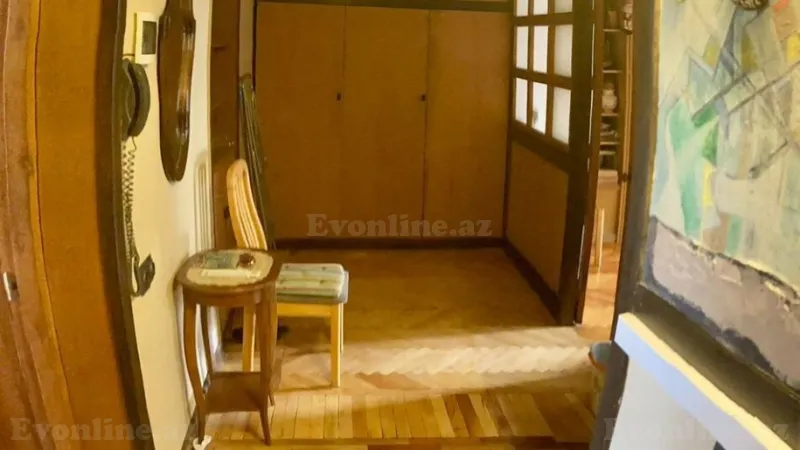 Kirayə verilir 2 otaqlı Mənzil Köhnə tikili 60 m² Yasamal r. - şəkil 5