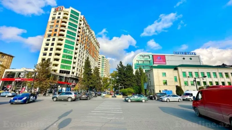 3 otaqlı Mənzil 138 m² Nəriman Nərimanov m. Satılır