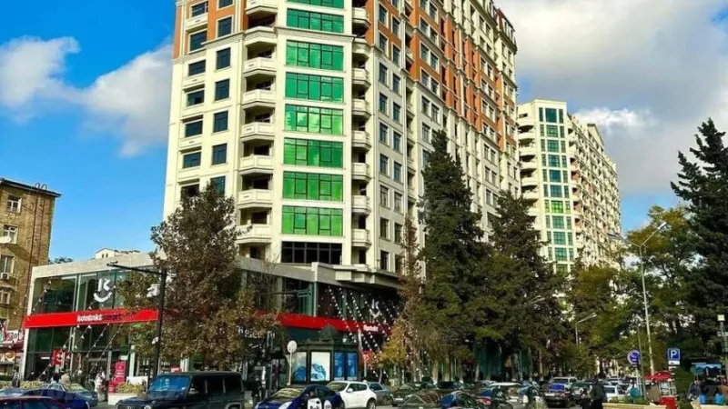 Satılır 3 otaqlı Mənzil Yeni tikili 138 m² Nəriman Nərimanov m. - şəkil 2