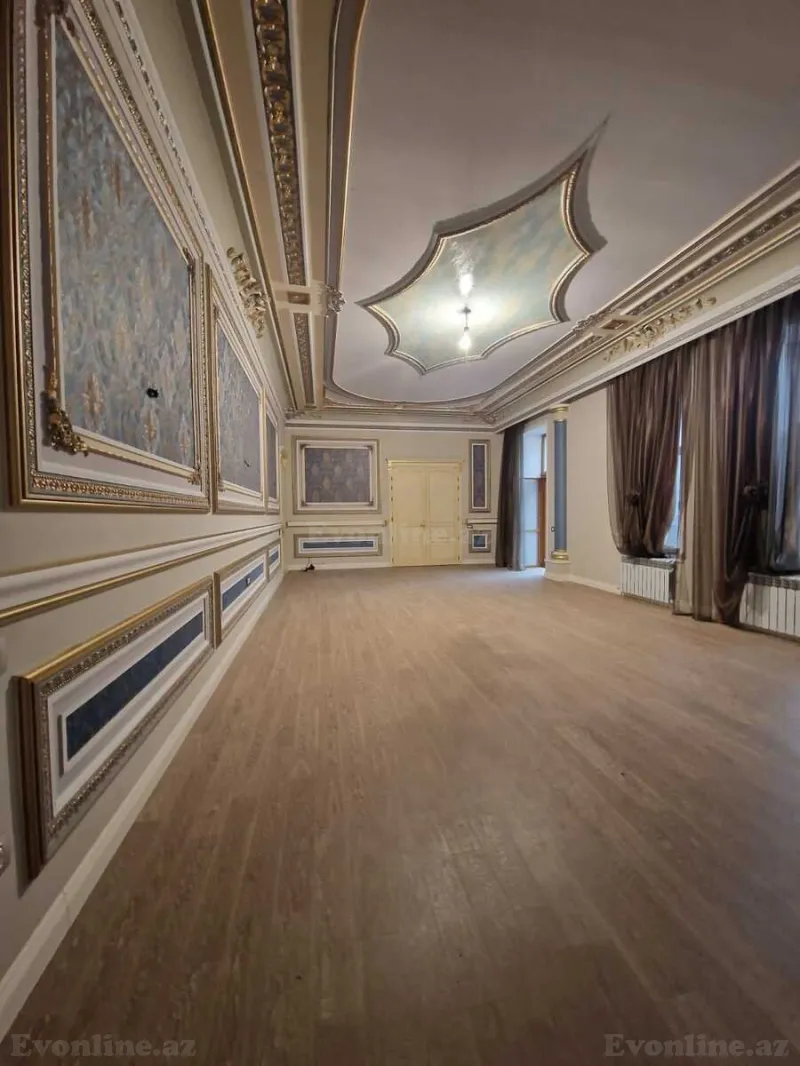 Satılır 5 otaqlı Mənzil Köhnə tikili 220 m² Sahil m. - şəkil 4