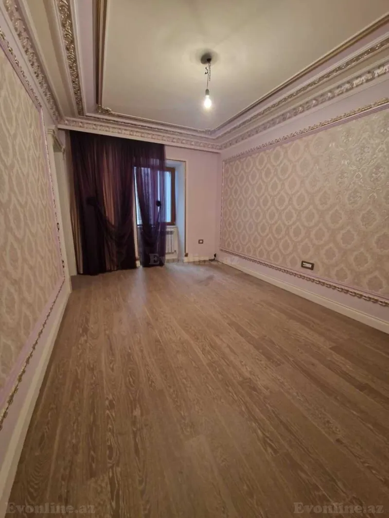 Satılır 5 otaqlı Mənzil Köhnə tikili 220 m² Sahil m. - şəkil 5
