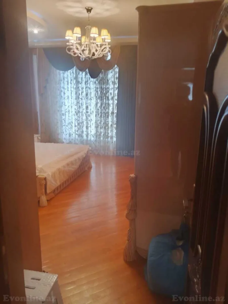 Satılır 4 otaqlı Mənzil Yeni tikili 170 m² 8 Noyabr m. - şəkil 6