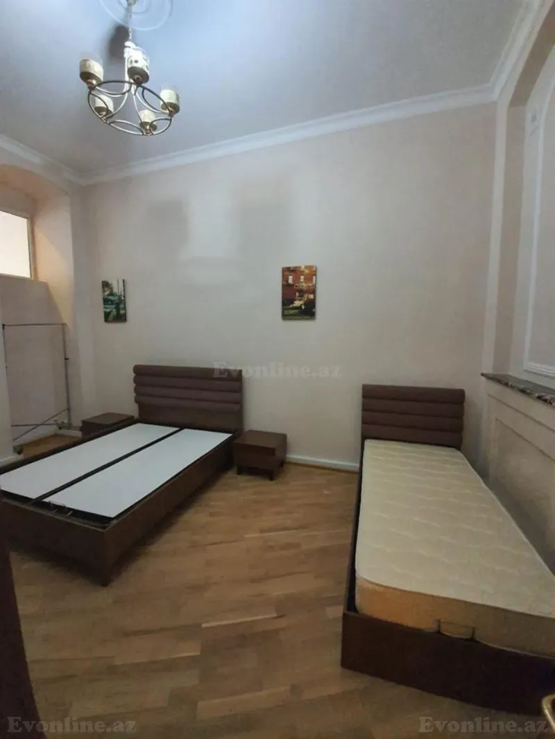 Kirayə verilir 4 otaqlı Mənzil Köhnə tikili 200 m² Kubinka - şəkil 4