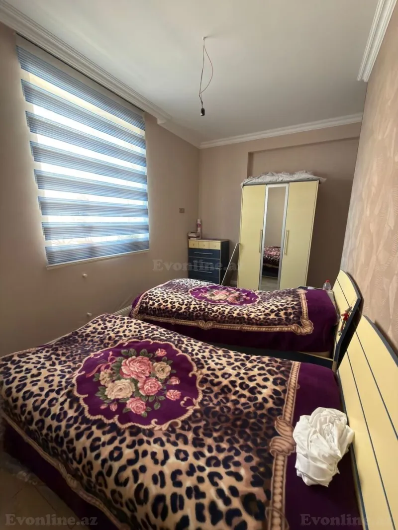 3 otaqlı Mənzil 105 m² Qaraçuxur Satılır