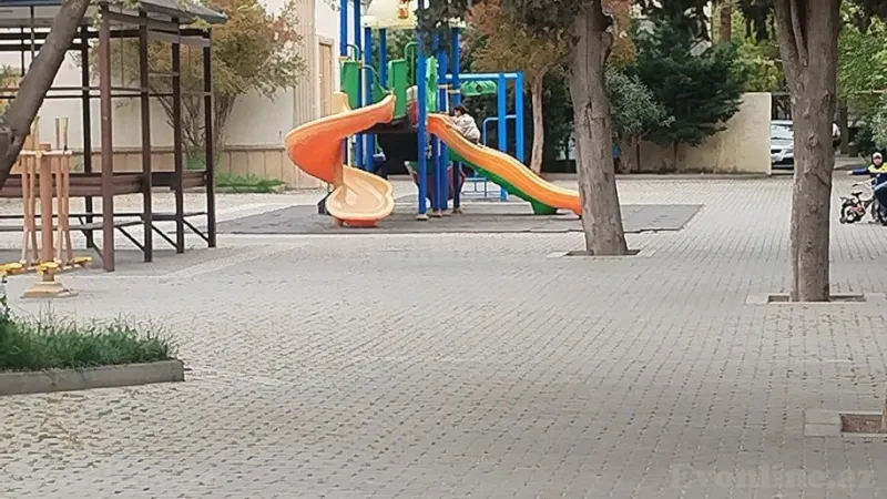 2 otaqlı Mənzil 65 m² 7-ci mikrorayon Satılır