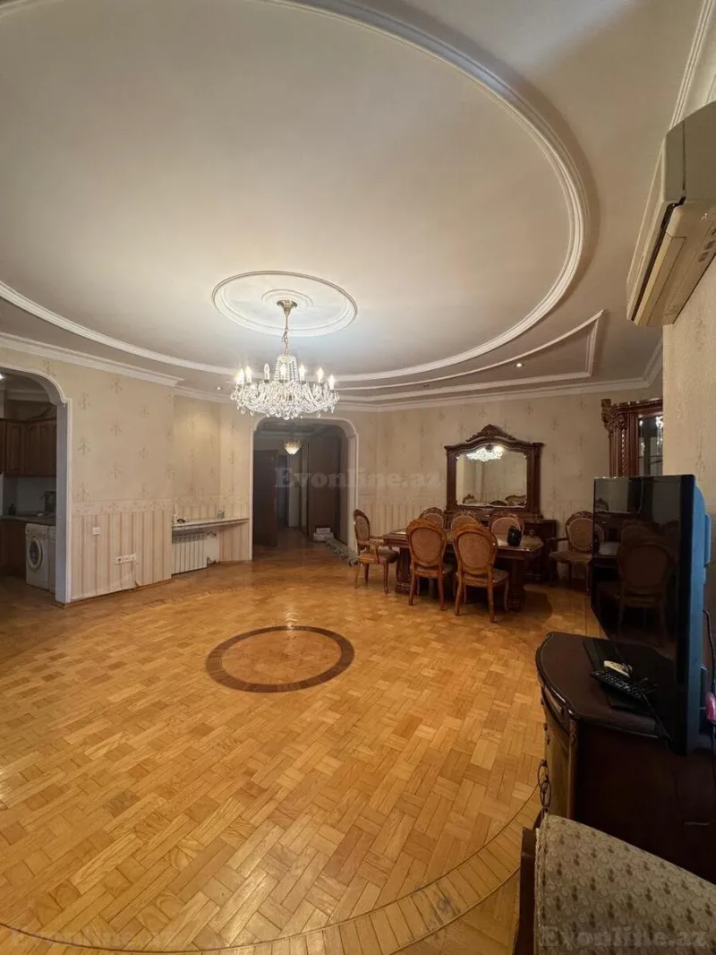 3 otaqlı Mənzil 125 m² Yasamal Satılır