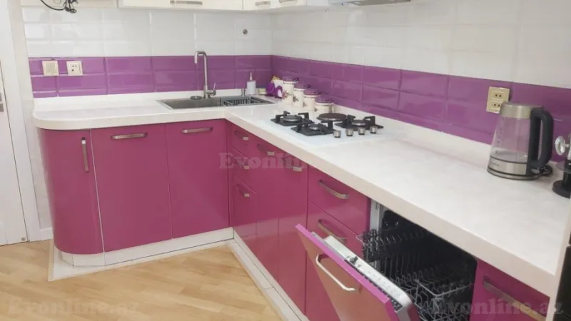 Satılır 3 otaqlı Mənzil Yeni tikili 110 m² Nizami m. - şəkil 2