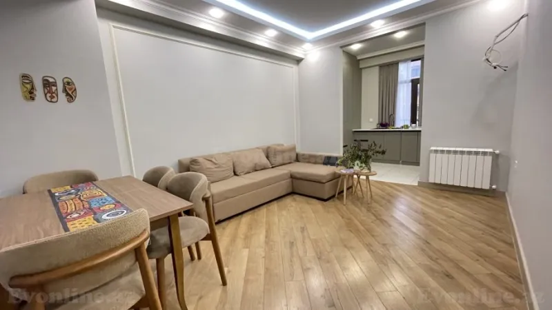 2 otaqlı Mənzil 68 m² 7-ci mikrorayon Satılır
