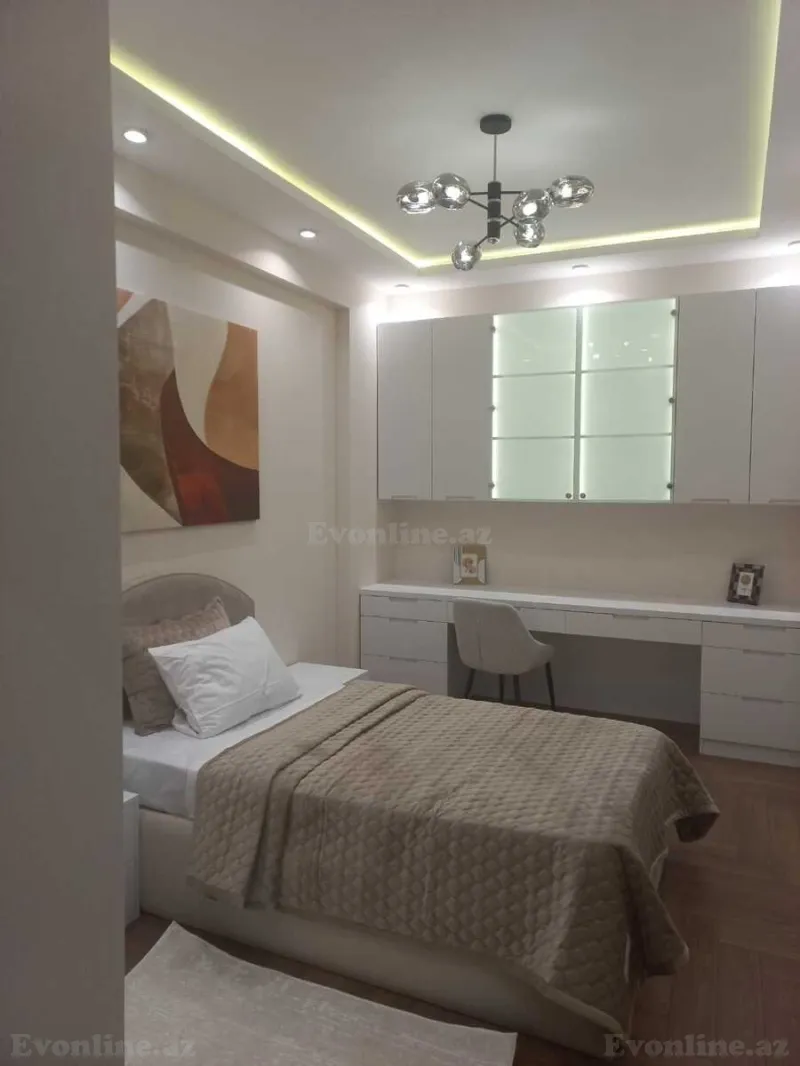 Satılır 4 otaqlı Mənzil Yeni tikili 142 m² Nərimanov r. - şəkil 3
