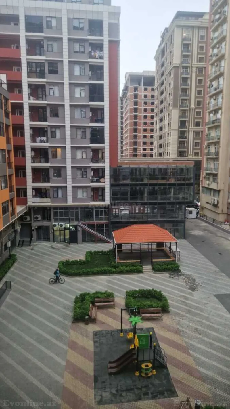 Satılır 4 otaqlı Mənzil Yeni tikili 120 m² 28 May m. - şəkil 19