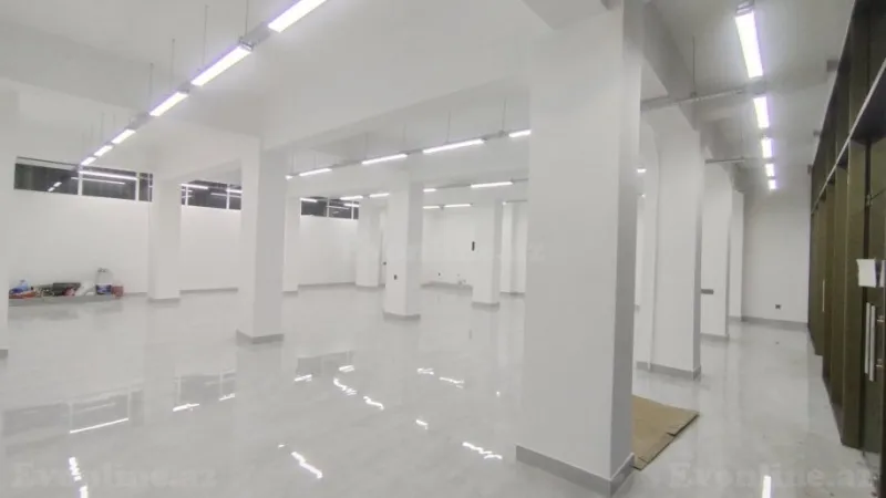 Kirayə verilir Obyekt 181 m² Binəqədi r.