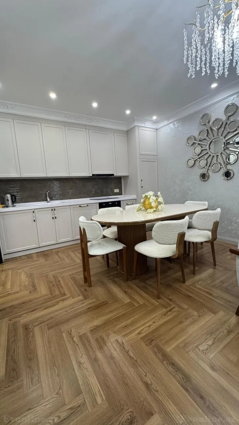 Satılır 3 otaqlı Mənzil Yeni tikili 110 m² 8 Noyabr m. - şəkil 3