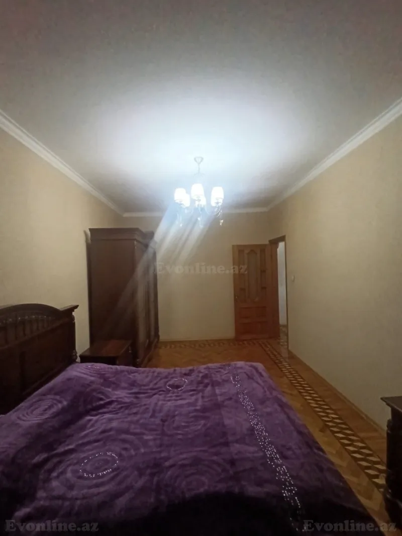 Satılır 4 otaqlı Mənzil Köhnə tikili 100 m² 8-ci mikrorayon - şəkil 2