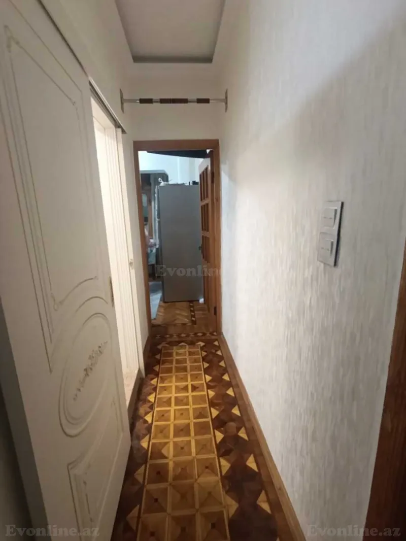 Satılır 4 otaqlı Mənzil Köhnə tikili 100 m² 8-ci mikrorayon - şəkil 18