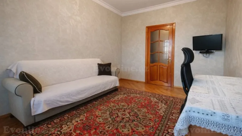 Satılır 4 otaqlı Mənzil Köhnə tikili 100 m² 8-ci mikrorayon - şəkil 4
