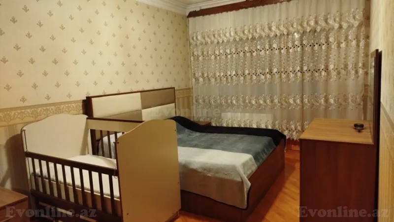 Satılır 4 otaqlı Mənzil Köhnə tikili 100 m² 8-ci mikrorayon - şəkil 6