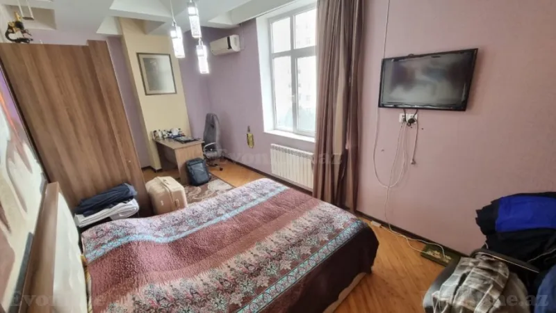 Satılır 4 otaqlı Mənzil Yeni tikili 190 m² Xətai m. - şəkil 4