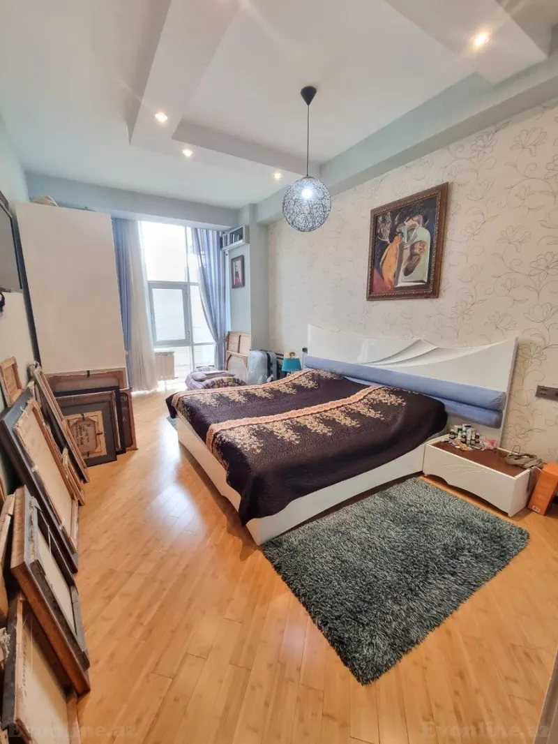 Satılır 4 otaqlı Mənzil Yeni tikili 190 m² Xətai m. - şəkil 9