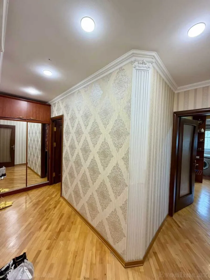 Satılır 2 otaqlı Mənzil Köhnə tikili 65 m² Binəqədi r. - şəkil 2