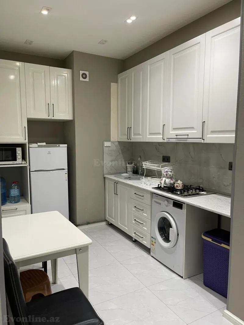 2 otaqlı Mənzil 70 m² Nərimanov r. Kirayə verilir