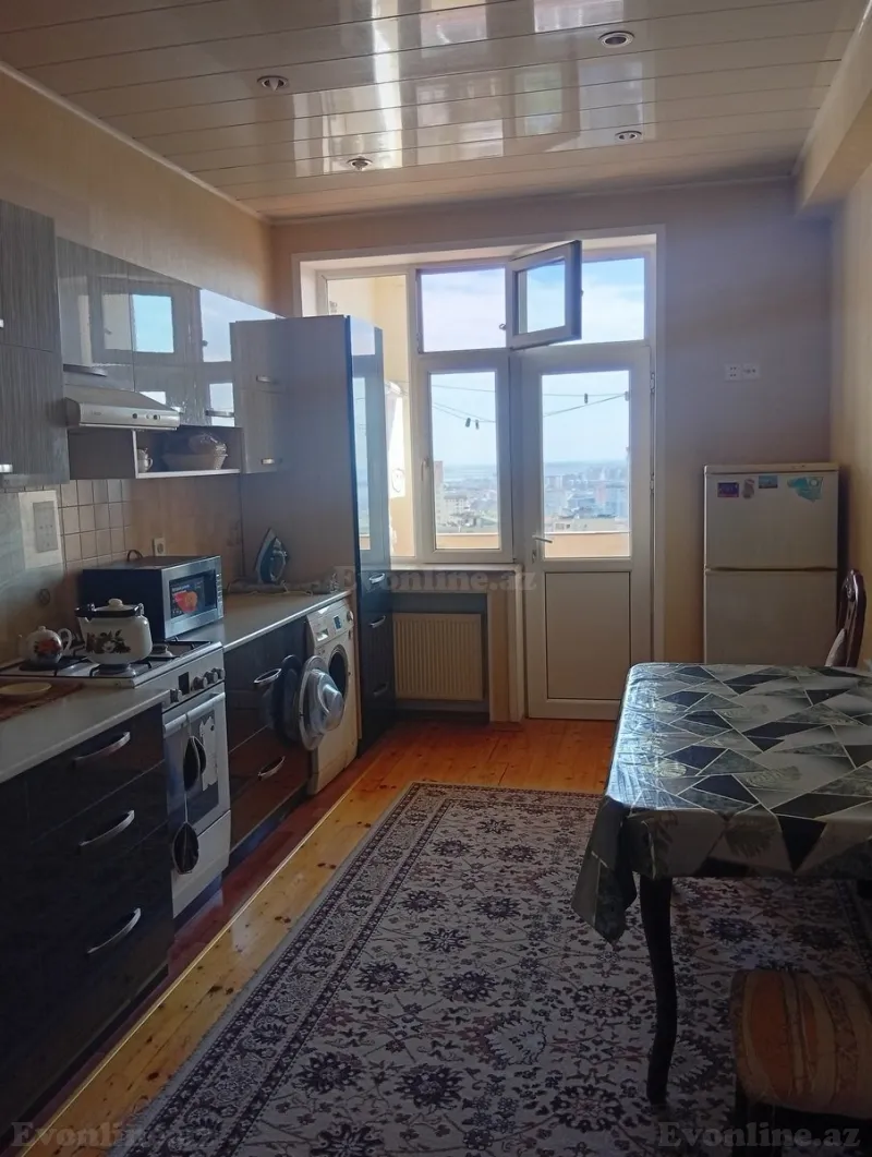 Kirayə verilir 3 otaqlı Mənzil Yeni tikili 130 m² 4-cü mikrorayon - şəkil 3