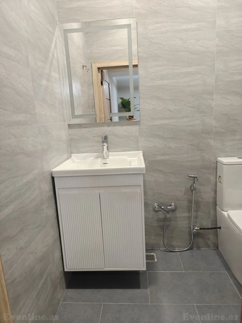 Satılır Obyekt 70 m² 8 Noyabr m. - şəkil 4