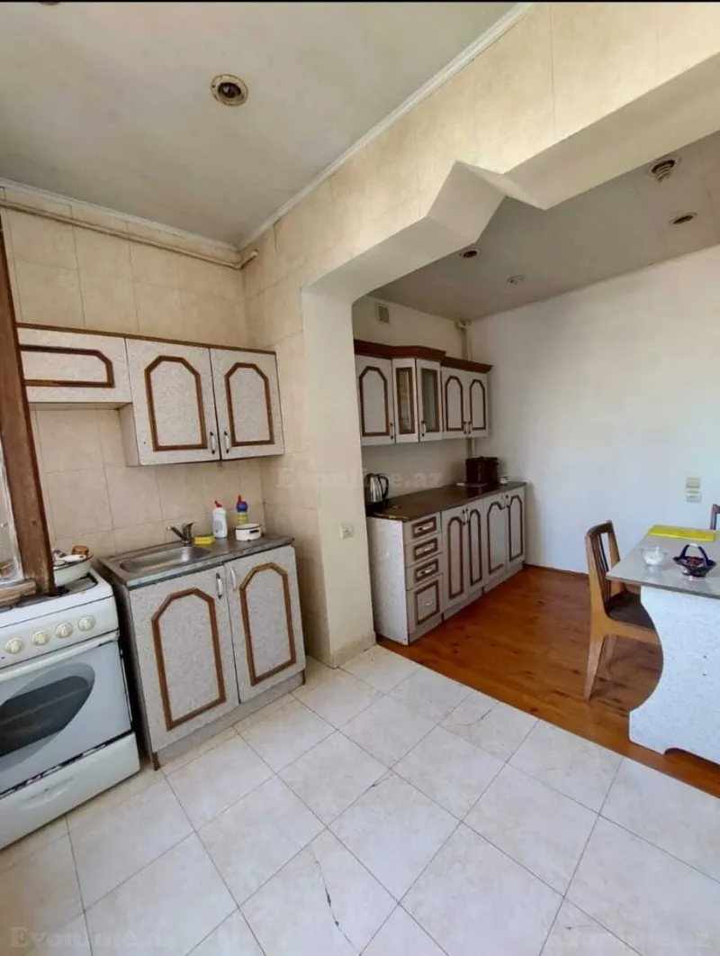 Kirayə verilir 2 otaqlı Mənzil Köhnə tikili 70 m² Yeni Yasamal - şəkil 7
