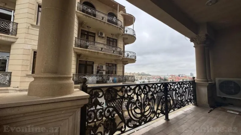 Satılır 4 otaqlı Mənzil Yeni tikili 210 m² Nəsimi r. - şəkil 2