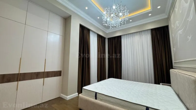 Satılır 4 otaqlı Mənzil Yeni tikili 210 m² Nəsimi r. - şəkil 9