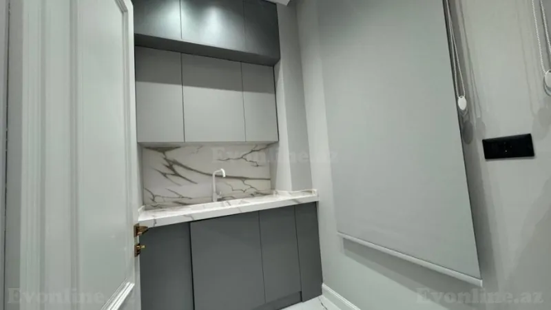 Satılır 4 otaqlı Mənzil Yeni tikili 210 m² Nəsimi r. - şəkil 15