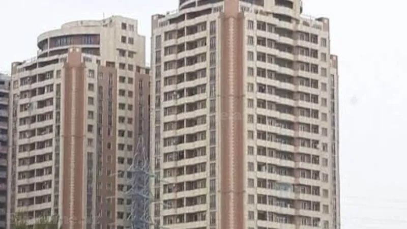 3 otaqlı Mənzil 110 m² 1-ci mikrorayon Kirayə verilir