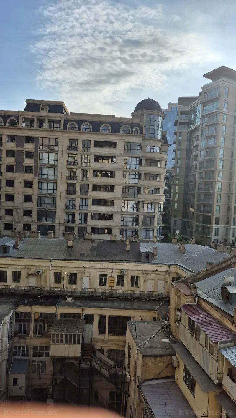 Satılır 4 otaqlı Mənzil Yeni tikili 264 m² İçərişəhər m. - şəkil 5