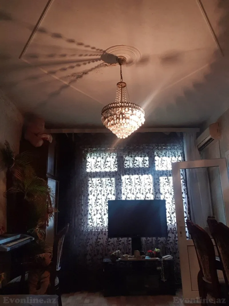 Satılır 1 otaqlı Mənzil Köhnə tikili 50 m² 5-ci mikrorayon - şəkil 4