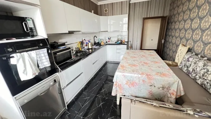 Satılır 3 otaqlı Mənzil Yeni tikili 147 m² Elmlər Akademiyası m. - şəkil 6