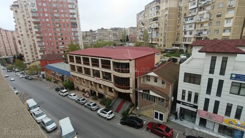 3 otaqlı Mənzil 120 m² İnşaatçılar m. Kirayə verilir