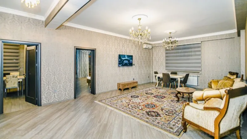 3 otaqlı Mənzil 140 m² Xətai m. Kirayə verilir