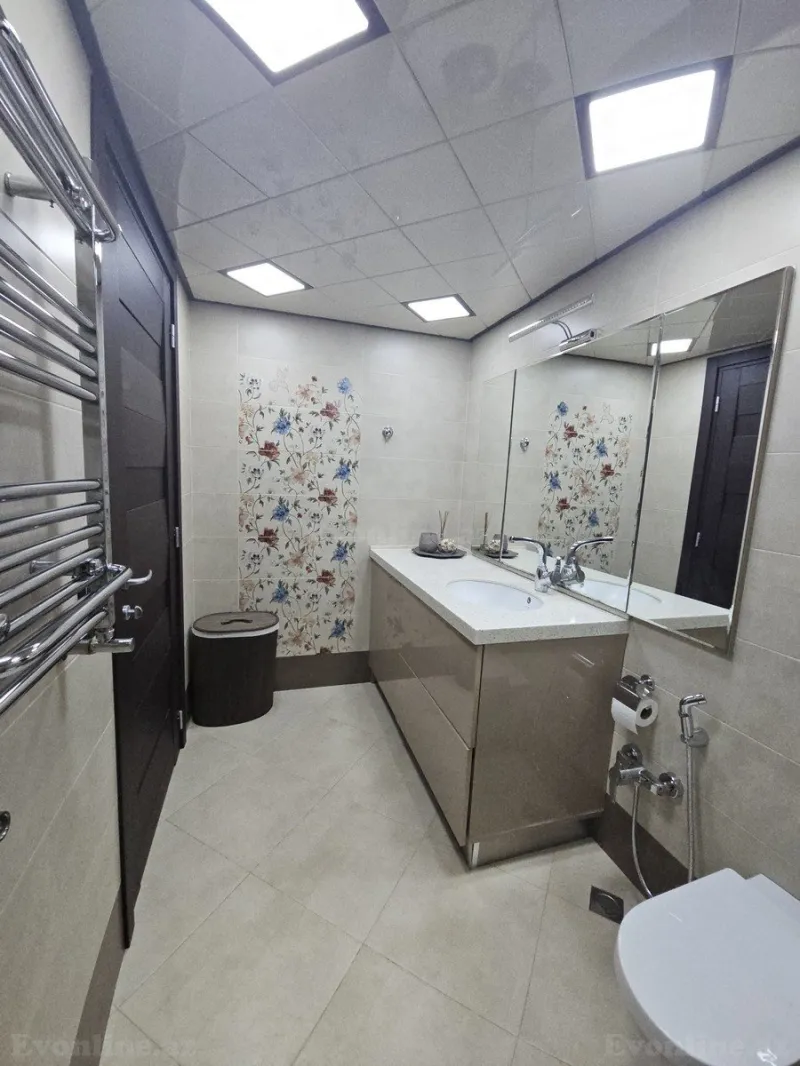 Kirayə verilir 3 otaqlı Mənzil Köhnə tikili 75 m² Nərimanov r. - şəkil 22