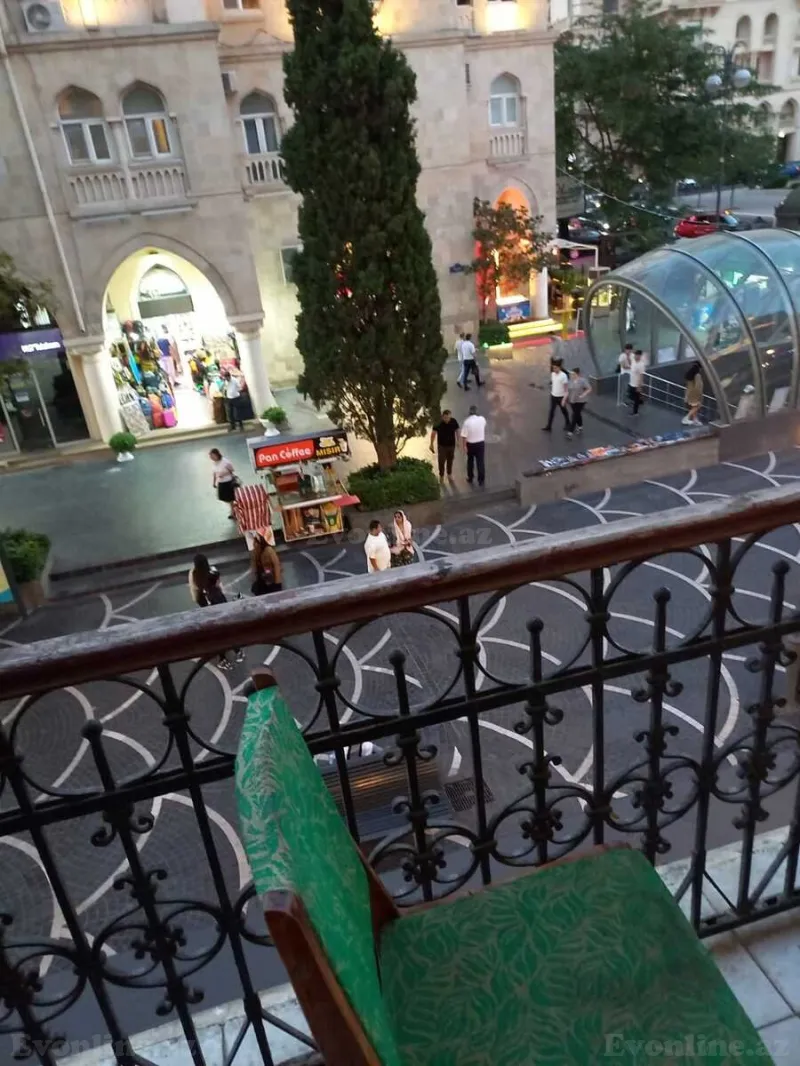 Satılır 4 otaqlı Mənzil Köhnə tikili 102 m² 28 May m. - şəkil 4
