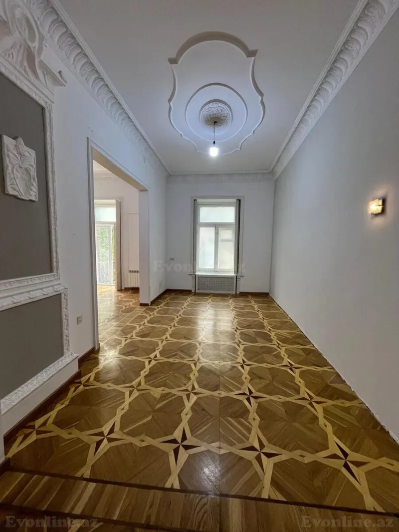 Satılır 4 otaqlı Mənzil Köhnə tikili 102 m² 28 May m. - şəkil 14